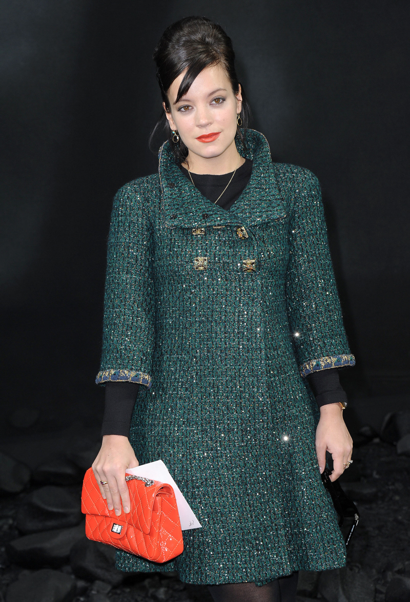 Лили Аллен в зеленом Chanel: великолепна или трагична? - голая правда